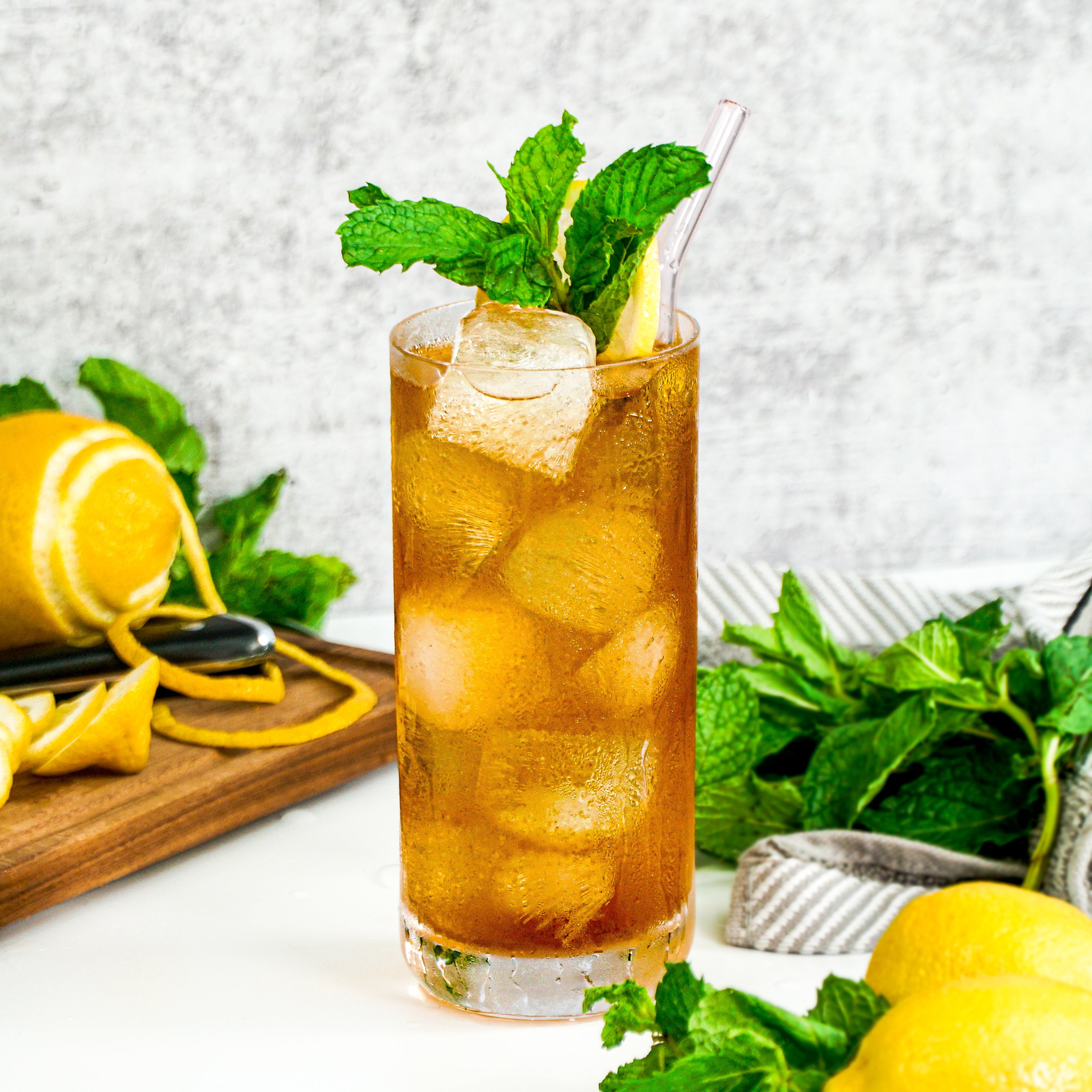 Lemon Cold Brew Spritz Lemon Cold Brew Spritz